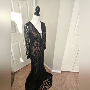Nicole bakti Long sleeves lace balck dress